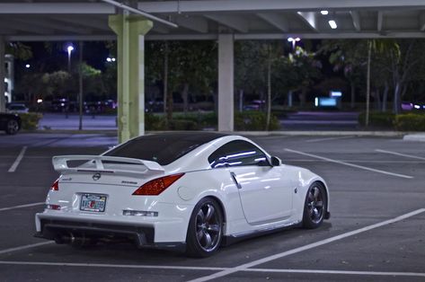 Nissan Fairlady 350z, Fairlady 350z, 350z Nismo, Nissan Nismo, Nissan Fairlady, Fairlady Z, Bikes And Cars, Just Pray, Nissan Gt