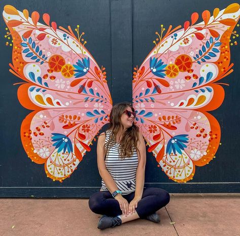 Wing Mural, Wings Mural, Disney Wall Murals, Painted Wings, Angel Wings Wall Art, Travel Disney, Angel Wings Wall, Disney Wall, Mural Wall