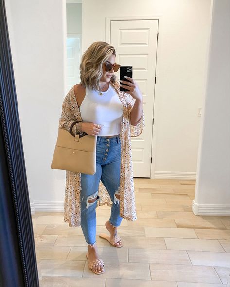 shaynaslife on LTK Curvy Mom Outfits, Mom Outfits Spring, Country Concert Outfits, Curvy Casual Outfits, Summer Outfits Curvy, Midsize Outfits, Vegas Outfit, Summer Outfits For Moms, Nashville Outfits