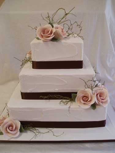 Pale Pink Roses Wedding Cake Flowers Simple, Wedding Cakes Simple, Cakes Simple, Square Wedding Cakes, Purple Wedding Cakes, Wedding Cake Pictures, Pink Wedding Cake, Buttercream Wedding Cake, Wedding Cake Rustic