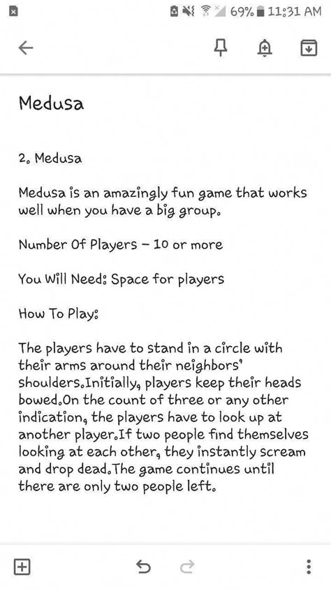 Cheap Hang Out Ideas, Grouo Games, Games To Do With Friends At Sleepovers, Fun Games With Friends Party Ideas, Fun Games Sleepover, Fun Night Games To Play Outside, Things To Do At Birthday Parties For Teens Fun Games, Teenage Sleepover Games, Fun Games To Play Over Facetime