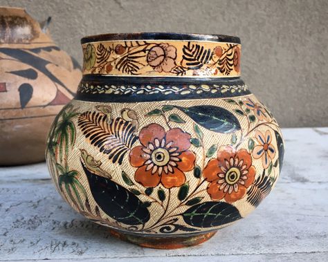 RESERVED for LESLIE || Vintage Mexican Pottery Olla or Pot Famed Petatillo Form, Redware Folk Art, Southwestern Decor Mexican Vases Pottery, Vintage Mexican Pottery, Traditional Mexican Pottery, Tonala Mexican Pottery, Folk Art Pottery, Cottage Core Pottery, Mexican Clay Art, Mexican Pottery Designs, Mexican Vases