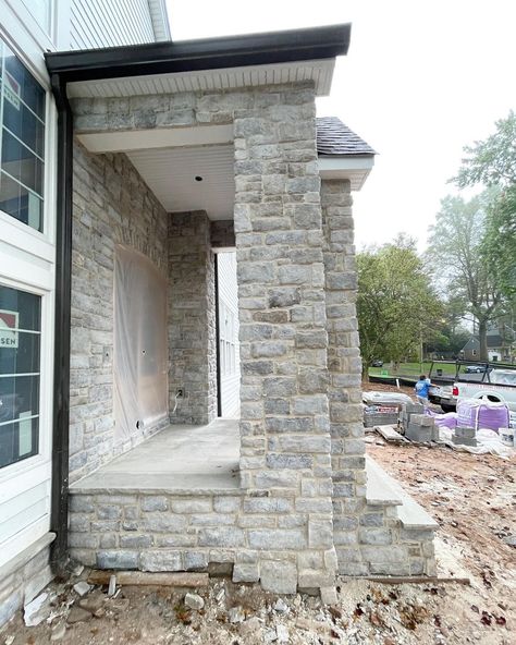 Stone Brick Exterior House, Stone Pillars Porch, Stone Porch Ideas, Stone Entryway Exterior, Limestone Porch, Front Porch Exterior, Stone Front Porch, Stone Porch, Front Porch Stone