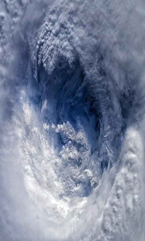 Hurricane Isabel eye from ISS Hounds Of Love, Weather Art, Beauty For Ashes, Moon Water, Aerial Photos, Forces Of Nature, Eye Of The Storm, Fantasy Life, Blue Butterflies