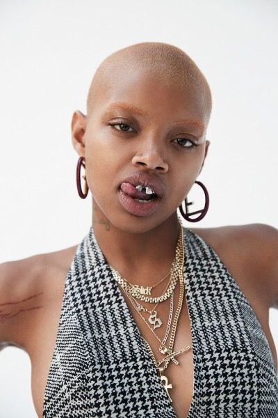 Slick Woods, Bald Fashion, Teeth Gap, Black Fashion Designers, Modeling Agencies, Gap Teeth, Shaved Heads, Bald Girl, Bald Women