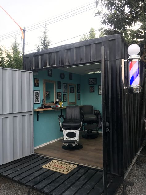 Barber Interior, Modern Barber Shop, Mobile Beauty Salon, Mobile Barber, Barber Shop Interior, Home Hair Salons, Barbershop Design, Tiny House Builders, Styling Stations