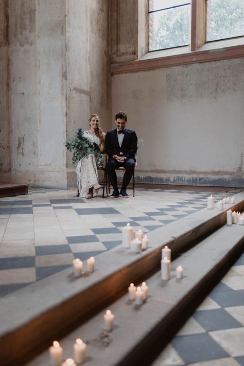 1930s Inspired Berlin Wedding at Schloss Vichel | Junebug Weddings Summer Festival Fashion, Wedding Dinner, Summer Festival, Junebug Weddings, Festival Fashion, Big Day, Wedding Blog, Berlin, Dream Wedding