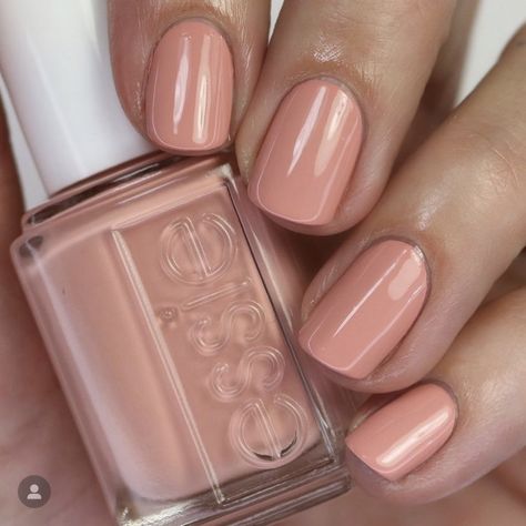 Essie Spring Awakening Pastel Coral Nails, Essie Minimally Modest, Essie Gel Couture Colors 2022, Essie Spring Awakening, Essie Air Spun Fun, Fairy Tailor Essie, Essie Nail Polish Colors, Nail Polish Shades, Short Press On Nails