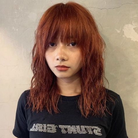 Edgy Ginger Hair, Ginger Hair Alternative, Alt Copper Hair, Gingerish Brown Hair, Alt Ginger Hair, Bangs And Shoulder Length Hair, Orangey Brown Hair, Orange Hair Asian, Dark Orange Hair Color