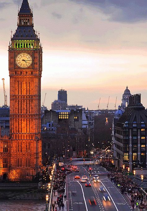 Moving to the UK | Big Ben Urban Sprawl, Uk Video, Portugal Vacation, Moving To The Uk, Beautiful London, London Town, London Calling, London City, Too Long