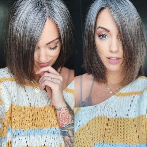 Grombre Transition, Granny Hair, Grey Hair Transformation, Gorgeous Gray Hair, Grey Hair Inspiration, Beautiful Gray Hair, Gray Hair Growing Out, Silver Grey Hair, Natural Gray Hair