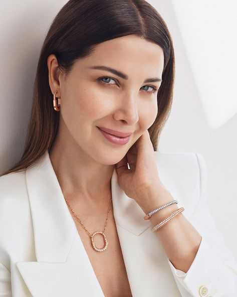 Nancy Ajram, Tiffany And Co Bracelet, Tiffany And Co Jewelry, Tiffany Necklace, Luxury Jewelry Brands, Traditional Diamond, Lock Necklace, International Jewelry, Diamond Jewelry Necklace