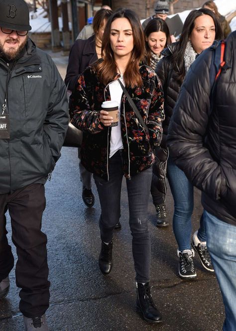 Mila Kunis donning black leather ankle boots with square heel Sundance Film Festival Fashion, Mila Kunis Style, Outfit Ideas Fashion, Sundance Style, Cold Weather Outfit, Famous Outfits, Clubbing Outfits, Fashion Jackson, Sundance Film Festival