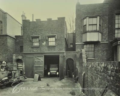 Car In Garage, Stamford Hill, Stoke Newington, Hackney London, Garage Car, London Pictures, English Shop, Elephant Head, Front Elevation