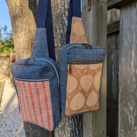 Stephanie on Instagram: "Now that all four have been gifted, I can celebrate my latest @noodlehead531 Sandhill Slings. It's so fun to see the delight when people I love receive such a useful little creation! They have already travelled to Colorado, Washington state, and Mexico City! #houstonmqg #noodleheadpatterns #sandhillsling" Sandhill Sling Bag, Sandhill Sling, Denim Crafts, Sling Bags, Denim Bag, Fabric Bags, Sewing Bag, Washington State, Mexico City