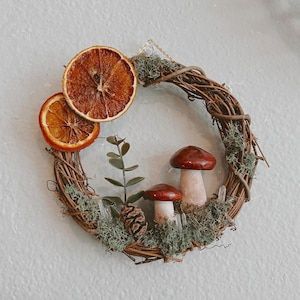 Dehydrated Citrus, Mushroom Wreath, Moss Quartz, Citrus Slices, Polymer Clay Painting, White Bg, Mushroom Crafts, Mid Century Interior, Witchy Crafts