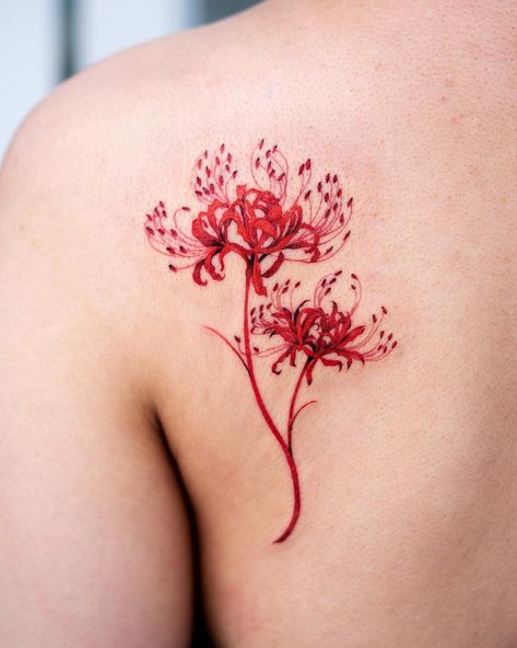 Spider Lily Flower Tattoo, Spider Lily Flower, Lily Flower Tattoo, Red Flower Tattoos, Red Tattoo Ideas, Lily Flower Tattoos, Red Tattoo, Spider Lily, Red Ink Tattoos