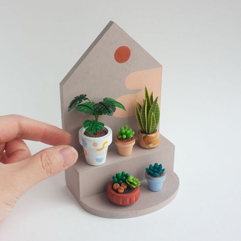 Mini Planter Ideas, Miniature Polymer Clay Plants, Clay Plants Diy, Clay Art Useful, Plant Clay Art, Garden Clay Art, Clay Garden Art, House Clay Art, Cute Clay Diy