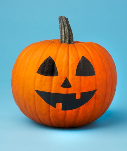 Decorate pumpkins without carving!  Ideas from RealSimple Orange Painted Pumpkins, Happy Pumpkin Faces, Pumpkin Designs Painted, No Carve Pumpkin Decorating, Happy Pumpkin, Creative Pumpkins, Cat Pumpkin, Jack O'lantern, Pumpkin Art