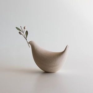 Greek Artwork, Dove With Olive Branch, Minimal Home Decor, Memorial Art, Minimal Home, Button Art, Olive Branch, Unusual Gifts, Handmade Ceramic