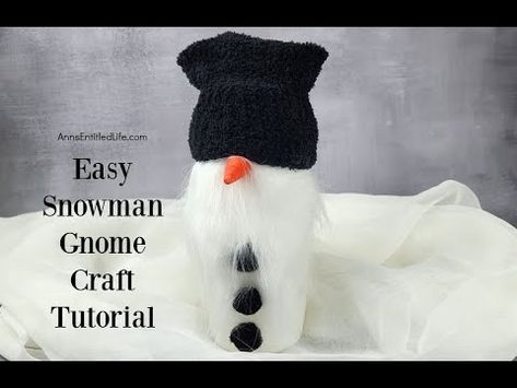 Craft an adorable snowman gnome with this easy tutorial. Transform winter decor with this delightful DIY winter craft. You can warm up your winter space with whimsy. Gnome Snowman, Snowman Gnome, Gnome Diy, Winter Diy Crafts, Snowman Craft, Diy Winter, Winter Craft, Gnomes Diy, Diy Snowman