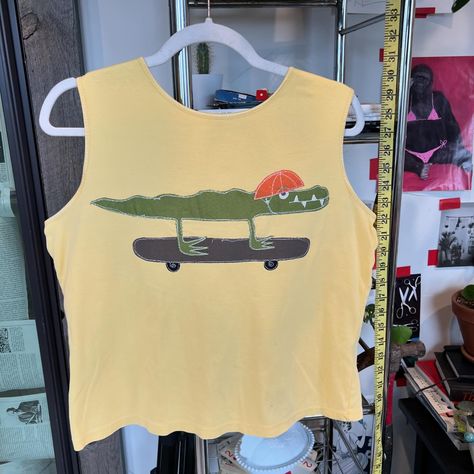 T-1 hr! Maggsrags.com 🦢🐜🐜🐜🌽🍉👑🌱🦞🎸 Diy Tshirt Painting Ideas Graphic Tees, T Shirt With Patches, Tshirt Patchwork Diy, Patchwork On T Shirt, Patchwork Tee Shirt, Diy Patch Work Shirt, T Shirt Diy Refashion, Maggs Rags, Shirt With Patches