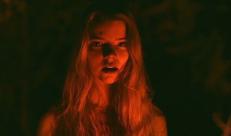 the witch anya taylor joy thomasin Alia Atreides, The Witch Movie, The Vvitch, Girl Blogger, Septième Art, I Love Cinema, Movie Shots, Season Of The Witch, Anya Taylor Joy