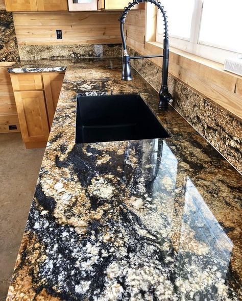 Kitchen Slabs Granite, Kitchen Counter Granite, Kitchen Slab Granite, Granite Flooring Design, Decoration Ideas Kitchen, Granite Floor, Kitchen Decoration Ideas, Kitchen Design Countertops, Granite Kitchen Counters