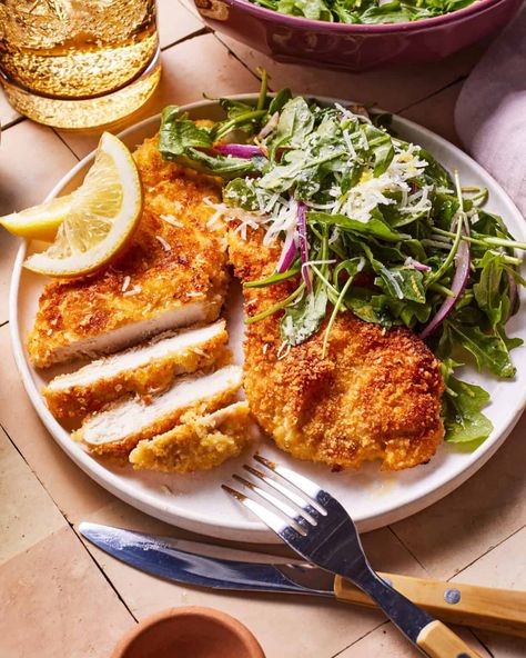 My Favorite Crispy Chicken Milanese - Kalejunkie Cooking Motivation, Chicken Tender Salad, Crispy Breaded Chicken, Chicken Lickin, Chicken Milanese, Flavorful Dinner, Crispy Chicken Tenders, Sugar Free Vegan, Arugula Salad