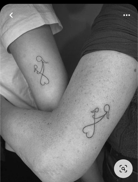 Matching Tattoo For Mum And Daughter, Matching Tattoos Daughter Mom, Mother And Daughter Tattoos Ideas, Matching Mama And Daughter Tattoos, Matching Tattoos With Mum And Daughter, Mom And Daughter Simple Tattoos, Mom Daughter Small Tattoos, Tattoo Matching Mom Mother Daughters, Tattoo About Mother