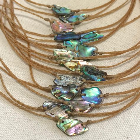 Sea Shell Jewelry Ideas, Paua Shell Craft, Shell Jewelry Ideas, Seashell Anklet, Beach Choker, Paua Shell Jewelry, Waterproof Bracelet, Abalone Shell Necklace, Abalone Jewelry