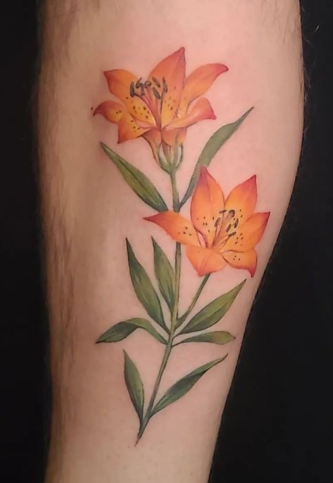 Broncos Tattoo, Prairie Lily, Lilies Tattoo, Feminine Compass Tattoo, Tiger Lily Tattoos, Lillies Tattoo, Mama Tattoo, Tattoo 2024, Realism Tattoos