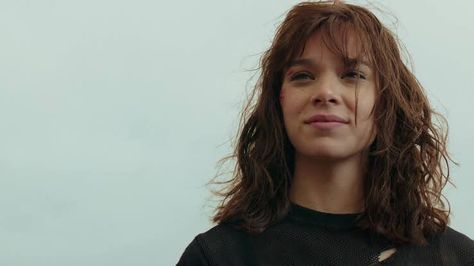 Hailee Steinfeld Hair, Charlie Watson, Bumblebee 2018, Kate Bishop, True Grit, A Series Of Unfortunate Events, Hailee Steinfeld, California Dreaming, Dream Hair