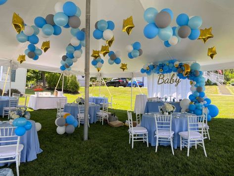 Ceiling Décor - Clusters of Balloons & Dazzle Stars on Tent Ceiling For Outdoor Baby Shower - custom party decor inspiration - Our spectacular ceiling and dance floor décor are created to transform your room instantly. If you’re looking for a way to make a huge statement at your event, framing out your dance floor or draping your ceiling is sure to do that. Loose balloons on the ceiling with shimmer ribbon and lights sparkling beneath them is another great way to make your party truly magical. Tent Balloon Decorations, Outdoor Balloon Decorations, Tent Baby Shower, Tent Ceiling, Backyard Baby Showers, Sage Green Baby Shower, Baby Shower Decorations Neutral, Decor Ceiling, Deco Ballon