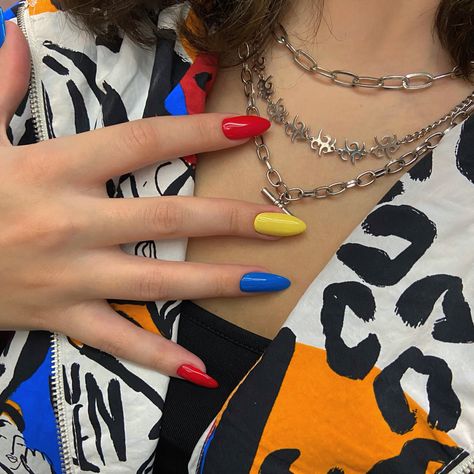 Red Blue Green And Yellow Acrylic Nails, Blue Yellow And Red Nails, Red Blue And Yellow Nails, Red White And Royal Blue Nails, Red Blue Yellow Nails, Yellow Red Nails, Both Hands Different Color Nails, Turkish Nails, Yellow And Red Nails