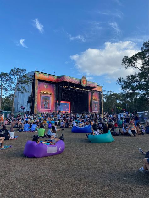 B stage Festival Stage, Festival Stage Design Outdoor, Music Festival Stage, Music Festival Stage Design Outdoor, Okeechobee Music Festival, Concert Stage View, Music Festival Crowd, Concert Stage Design, Outdoor Stage