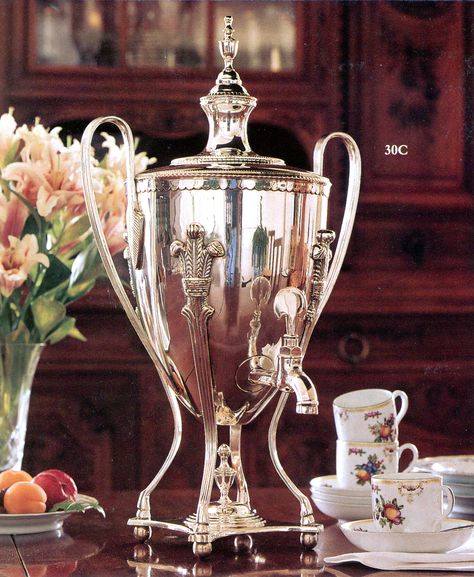 Silver-plated Coffee Urn. Beautiful. Coffee Urn, Silver Service, Cups Ideas, Silver Tea Set, Filter Coffee Machine, Autumn Tea, Coffee Day, Uses For Coffee Grounds, Coffee Sets