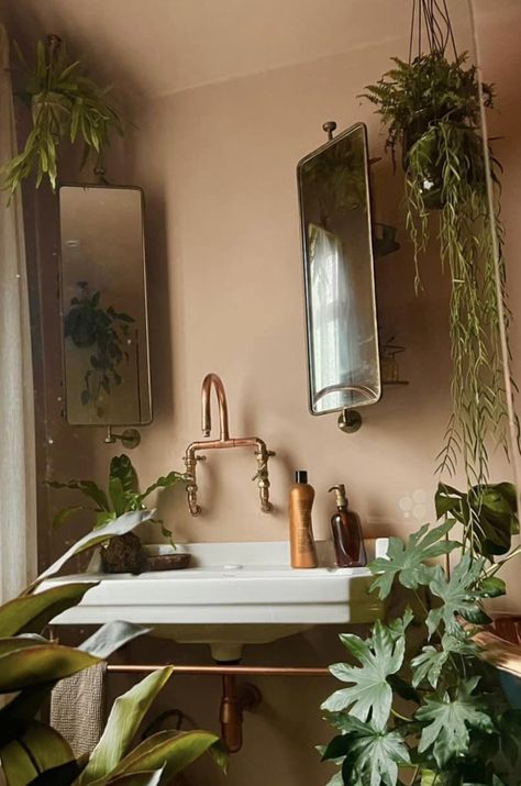 Wall Paint Bathroom, Setting Plaster Bathroom Ideas, Bathroom Farrow And Ball, Plaster Walls Bedroom, Farrow And Ball Plaster, Plaster Colour Bathroom, Setting Plaster And Green, Earthy Bathroom Colors, Farrow Ball Bathroom