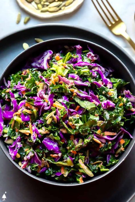 Kale Slaw {with Cabbage, Oranges, + Pepitas!} - Little Pine Kitchen Kale Slaw Recipe, Dairy Free Meal, Kale Slaw, Miso Glazed Salmon, Cabbage Salad Recipes, Pine Kitchen, Burger Toppings, Vegetarian Cabbage, Kale Recipes