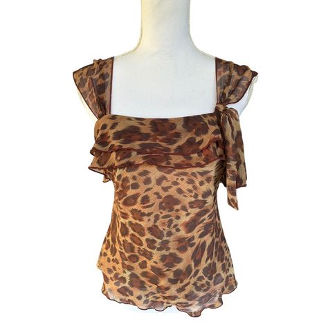 Leopard Top Outfit Ideas, Leopard Top Outfit, Depop Clothes, 90s Fairy, Clothing Aesthetic, Fashion Design Collection, Leopard Top, Y2k Depop, Ruffle Tank Top