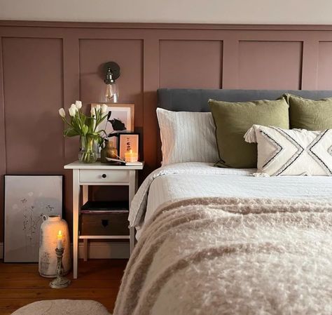 Hemnes Bedside Table, Mauve Bedroom, Sulking Room Pink, Dusty Pink Bedroom, Pink Paint Colors, Pink Bedroom Ideas, Pink Bedrooms, Woman Bedroom, Bedroom Panel