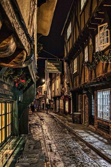 York Shambles, Shambles York, Whitby England, The Shambles, York Uk, Medieval England, York England, Fantasy Story, England Uk