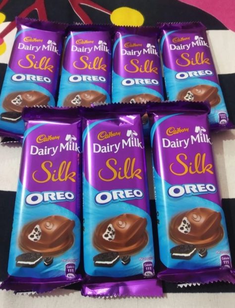 Oreo Dairy Milk, Silk Oreo, Daily Milk, Dairy Milk Silk, Chocolate Quotes, Oreo Chocolate, Dairy Milk Chocolate, Cadbury Dairy Milk, Dairy Milk