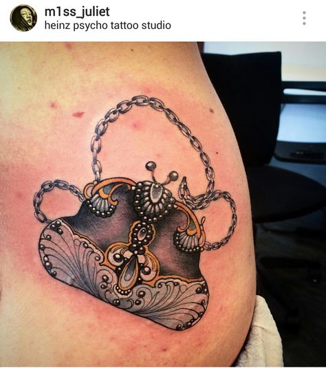 Purse tattoo by @m1ss_juliet Purse Tattoo Ideas, Purse Tattoo, About Tattoo, Tattoo Designs For Girls, Article Design, Tattoos Ideas, Vintage Purse, Tattoo Inspo, Tattoo Idea