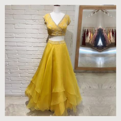 A synergy of colours from the #MishruStudio. Discover our layered Organza Skirt paired with a chic wrap around blouse 💛 . . . . #Mishru… Bridallehenga Bridal, Lehenga Traditional, Quality Outfits, Traditional Festival, Organza Lehenga, Lehnga Dress, Organza Skirt, Long Gown Dress, Red Lehenga