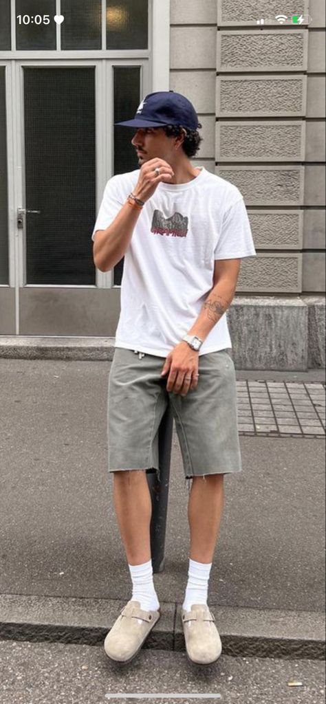 Clogs With Shorts Outfit, Aussie Mens Fashion, Guy Summer Outfits Casual Street Styles, Birkenstock Outfit Summer Men, Mens Streetwear Shorts, Summer Outfit Men 2024, Men Shorts Outfit Casual Street Styles, Chill Outfit Men, Carpenter Shorts Outfit