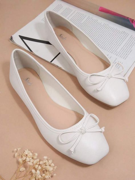 Free Returns ✓ Free Shipping✓. Round Toe PU Ballet Flats- undefined at SHEIN. Women Flats, Christmas Shop, Womens Ballet Flats, Ballerina Shoes, Slipper Shoes, School Shoes, Fall Fashion Trends, Womens Flats, Fashion Online Shop