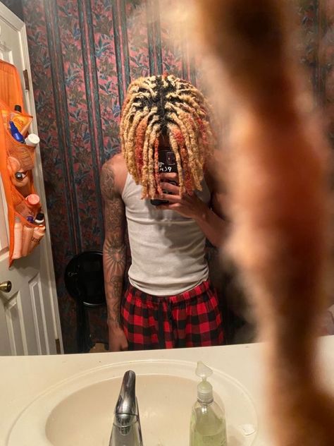 Red And Blonde Locs Men, Red And Blonde Dreads Men, Red And Blonde Dreads, Dread Colors, Orange Dreads, Tattoos 2022, Freeform Dreads, Dyed Dreads, Lock Styles