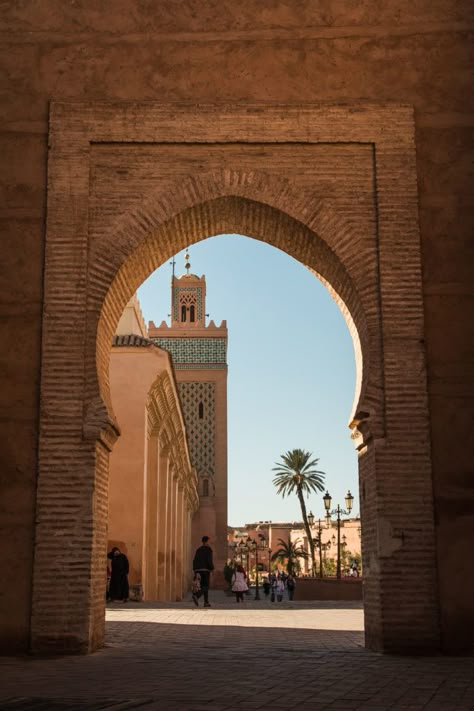 20 Marrakech Doors To Make You Dream Of Visiting Morocco Marrakech Morocco Aesthetic, Morroco Marrakech, History Of Morocco, Moroccan Arch, Moroccan Doors, Morocco Itinerary, Morocco Aesthetic, Visit Marrakech, Marrakech Travel