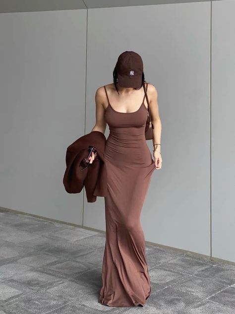 Tight Dress Outfit, Maxi Dress Outfit, School Looks, Bodycon Maxi Dresses, Casual Summer Outfits, Lookbook Outfits, Fashion Mode, Looks Vintage, Dress Outfit